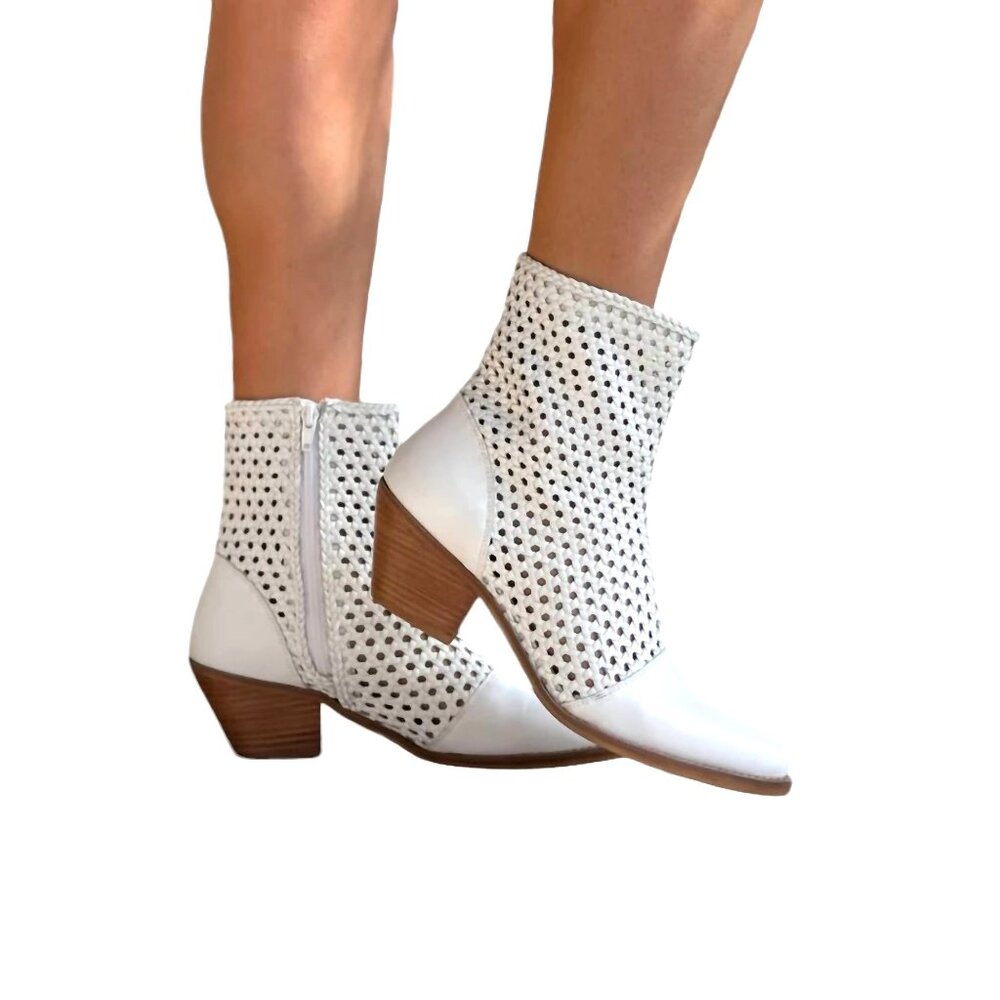 Matisse Golden Hour Booties Women 6 White Boho Bohemian Modern Western Edgy Chic - Picture 11 of 11